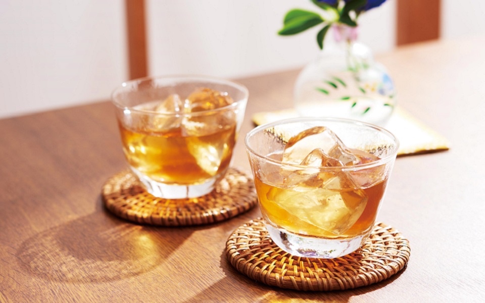 麦茶を飲んで健康に！